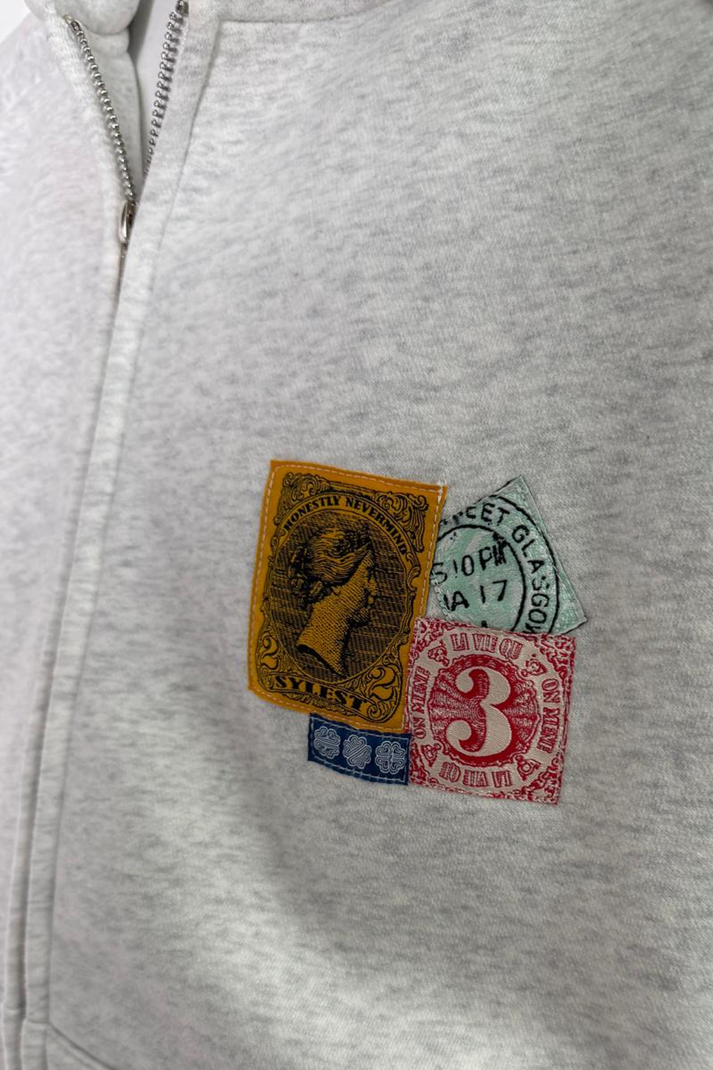 Postcard Zipper Heather Grey