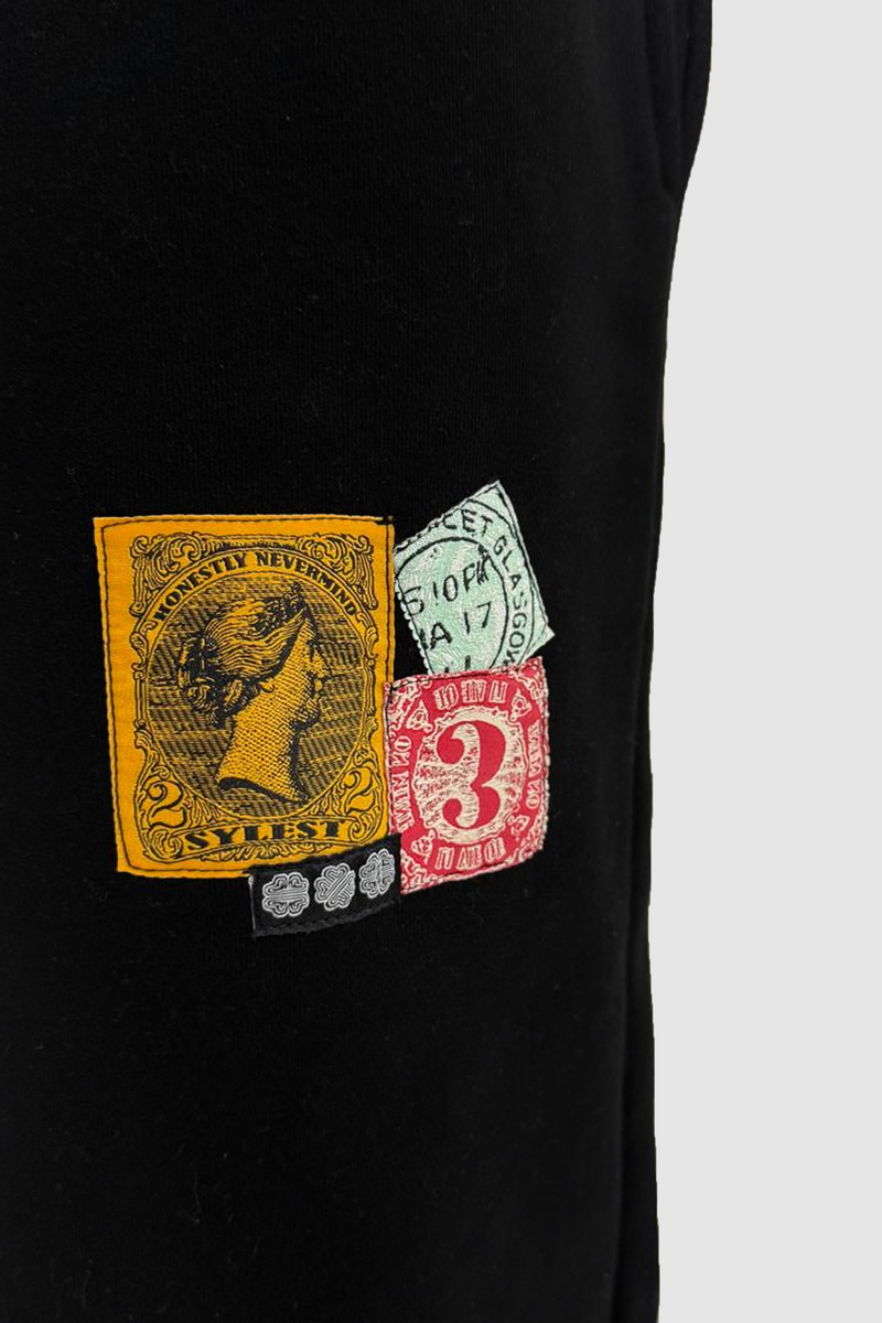 Postcard Zipper Black